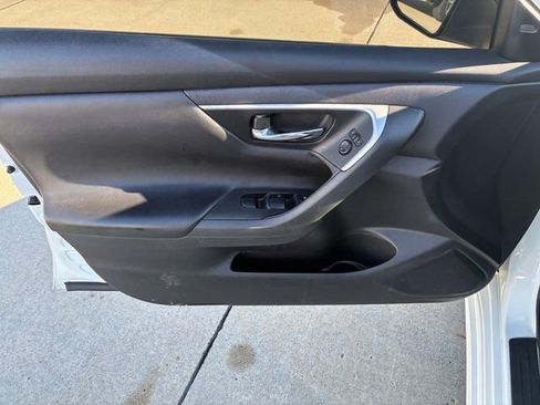 Used 2018 Nissan Altima 2.5 SV image 18