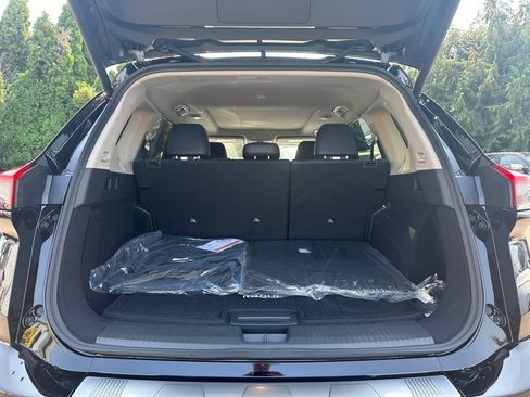 New 2026 Nissan Rogue Platinum w/ Platinum Premium Package AWD/4WD image 30