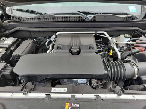 New 2025 Chevrolet Colorado LT w/ LT Convenience Package image 9