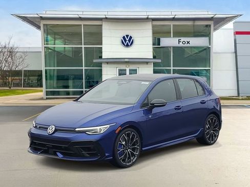 New 2026 Volkswagen Golf image 2