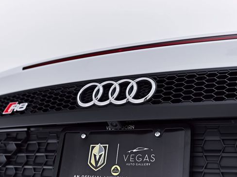 Used 2022 Audi R8 V10 performance w/ Carbon Exterior Package RWD image 37