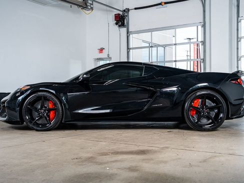 Used 2025 Chevrolet Corvette E-Ray image 8