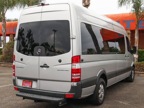 Used 2016 Mercedes-Benz Sprinter 2500 image 8