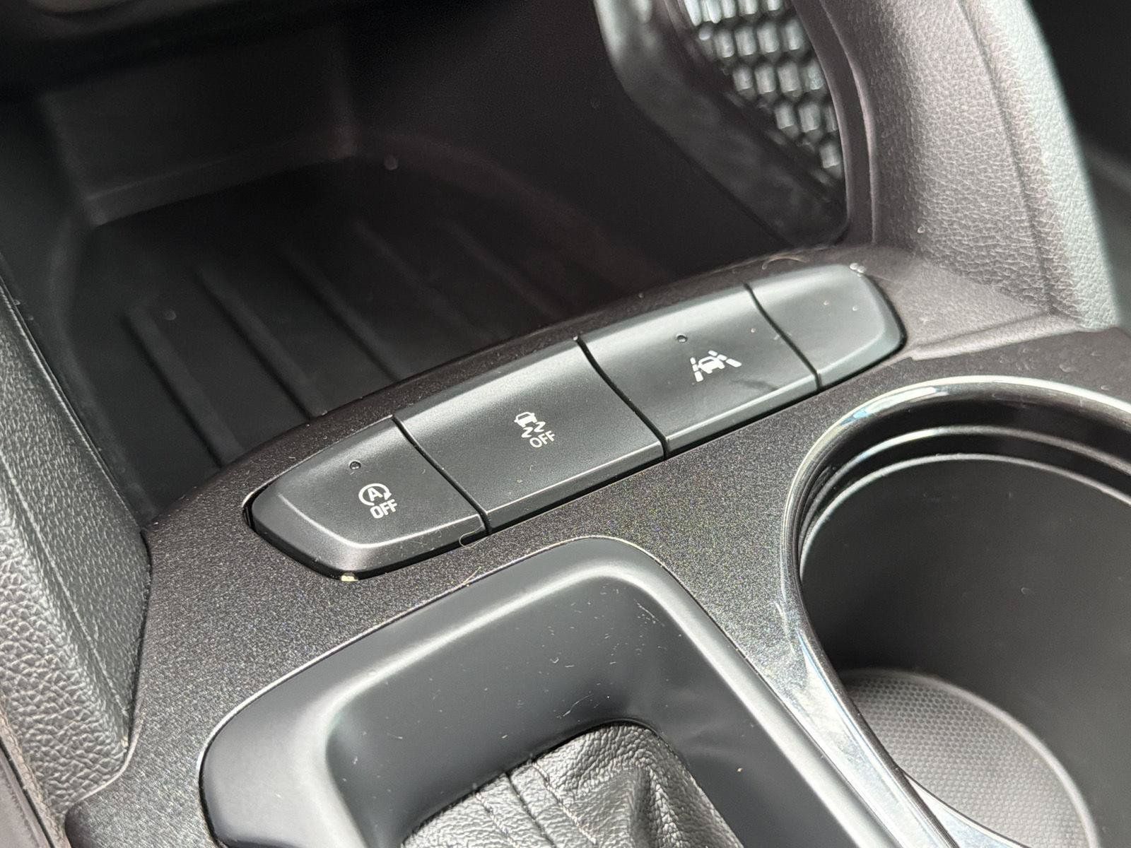 Used 2023 Chevrolet TrailBlazer LT FWD image 28