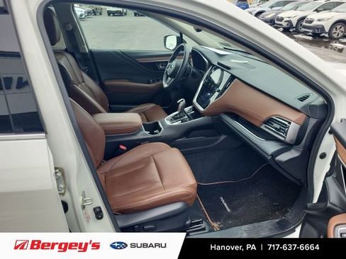Used 2020 Subaru Outback Touring w/ Popular Package #2 image 11
