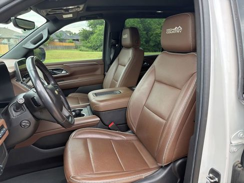 Used 2021 Chevrolet Tahoe High Country AWD/4WD image 14