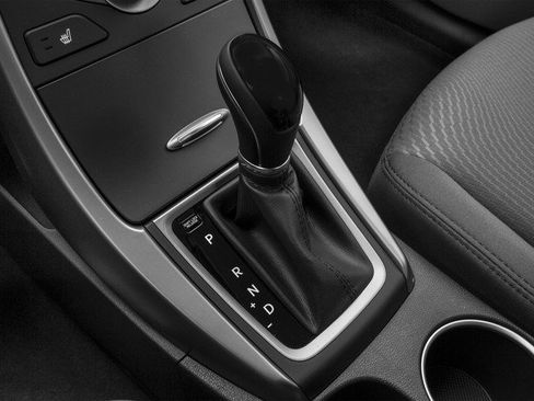 Used 2016 Hyundai Elantra SE w/ Option Group 02 image 13