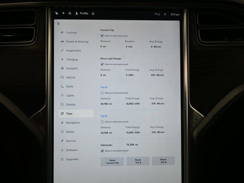 Used 2016 Tesla Model X 75D AWD/4WD image 31