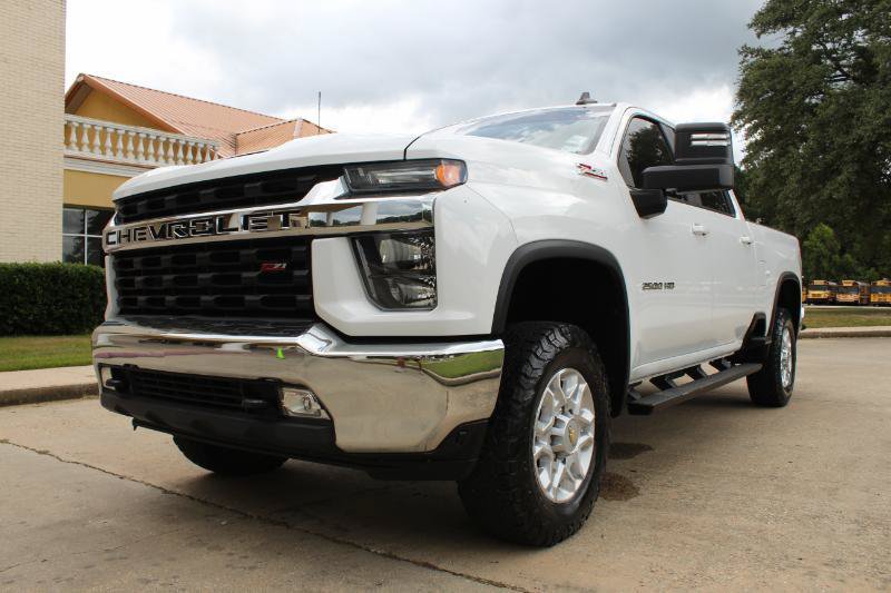 Used 2022 Chevrolet Silverado 2500 LT w/ Convenience Package AWD/4WD image 9