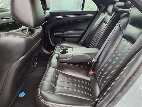 Used 2023 Chrysler 300 S image 9