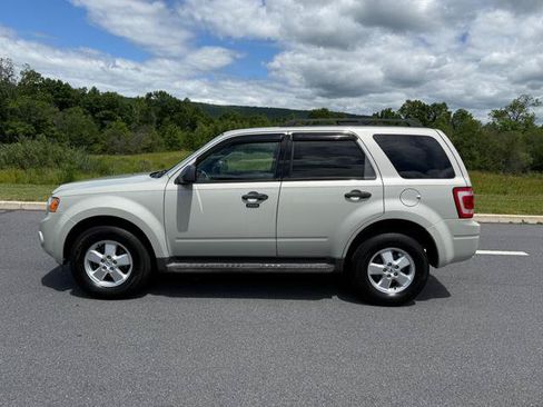 Used 2009 Ford Escape XLT AWD/4WD image 5