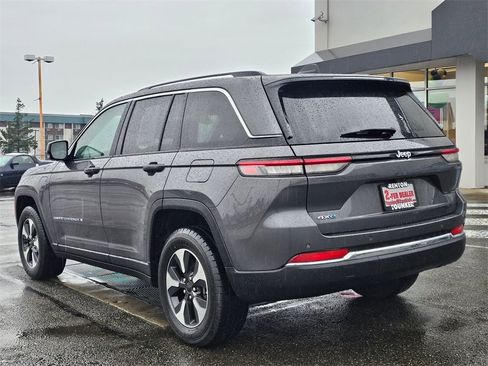 Used 2024 Jeep Grand Cherokee Limited 4xe image 7