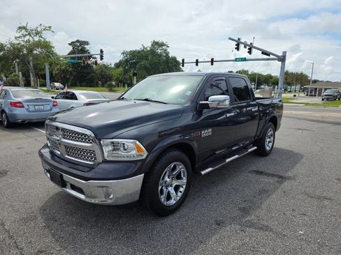 Used 2018 RAM 1500 Laramie RWD image 8