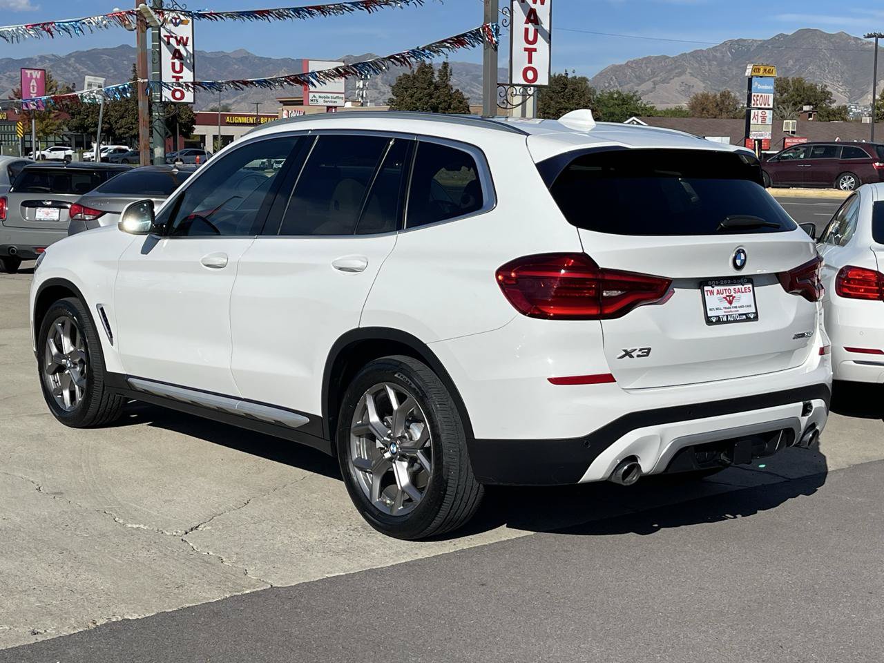 Used 2020 BMW X3 xDrive30i w/ Premium Package AWD/4WD image 5