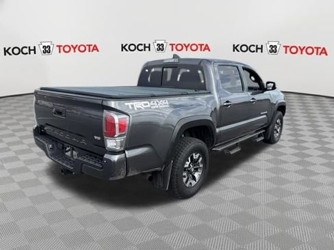Used 2021 Toyota Tacoma TRD Off-Road w/ Technology Package image 8