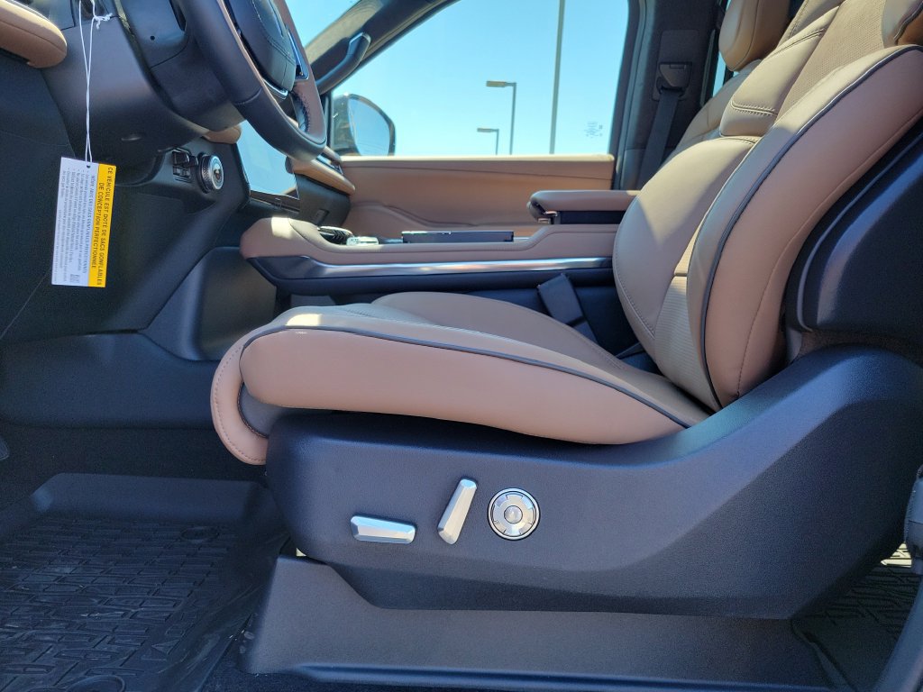 New 2026 Lincoln Navigator Black Label AWD/4WD image 19