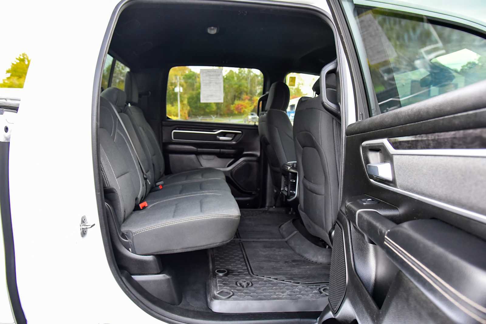 Used 2023 RAM 1500 Big Horn AWD/4WD image 11