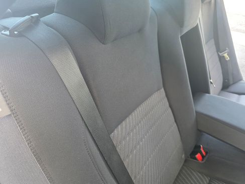 Used 2016 Toyota Camry LE image 29