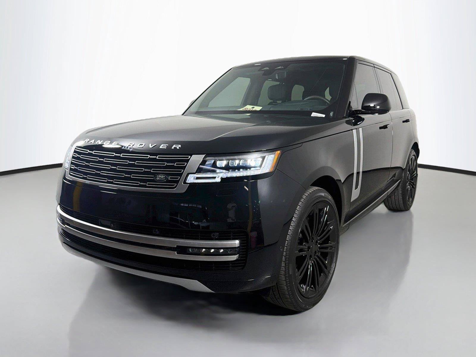 Used 2026 Land Rover Range Rover Autobiography AWD/4WD image 1