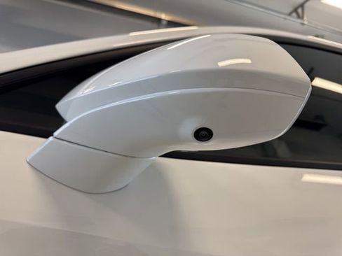 New 2025 Chevrolet Blazer EV LT image 5