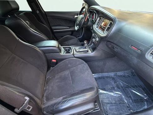Used 2022 Dodge Charger Scat Pack RWD image 21