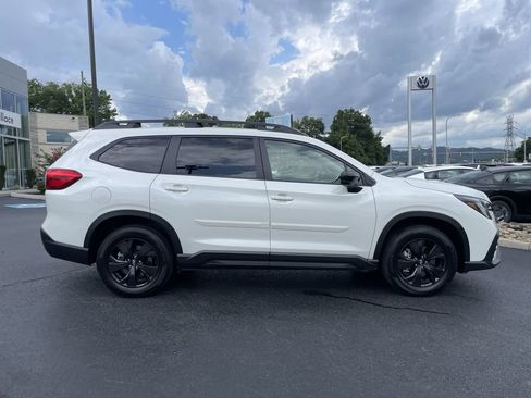 Used 2026 Subaru Ascent Premium w/ Popular Package #2 AWD/4WD image 4