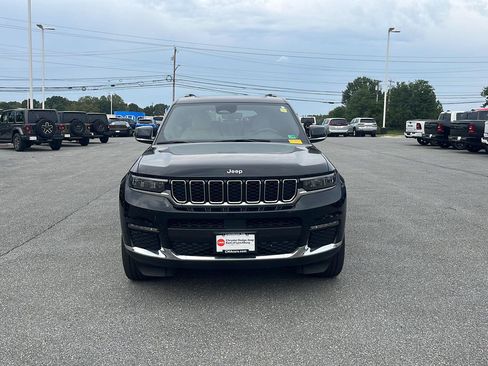 Used 2024 Jeep Grand Cherokee L Limited w/ Trailer Tow Package AWD/4WD image 1