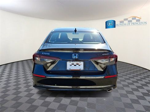 Used 2025 Honda Civic Sport image 5