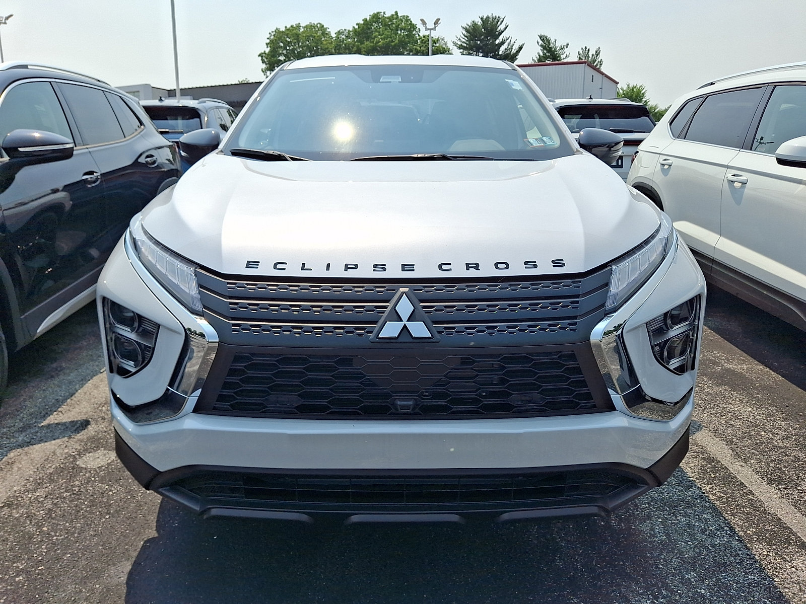 New 2026 Mitsubishi Eclipse Cross LE AWD/4WD image 2
