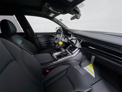 New 2026 Audi Q8 Premium Plus image 30