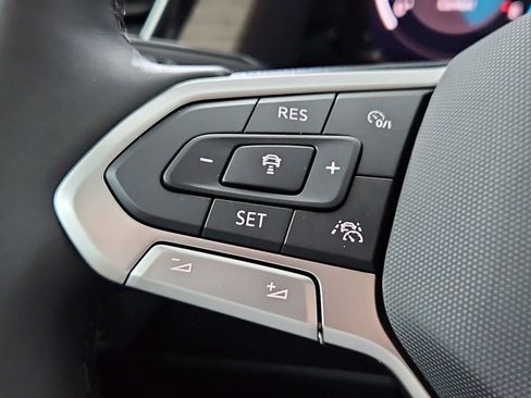 New 2026 Volkswagen Atlas SEL Premium R-Line AWD/4WD image 25