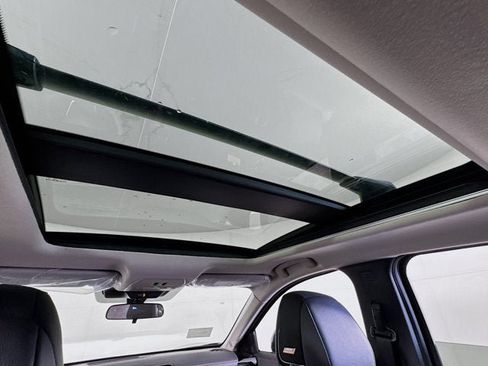 New 2026 Nissan Kicks SR w/ SR Premium Package image 22