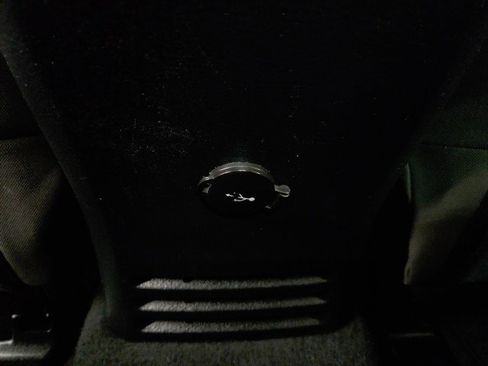 Used 2016 Toyota Tacoma TRD Sport image 78