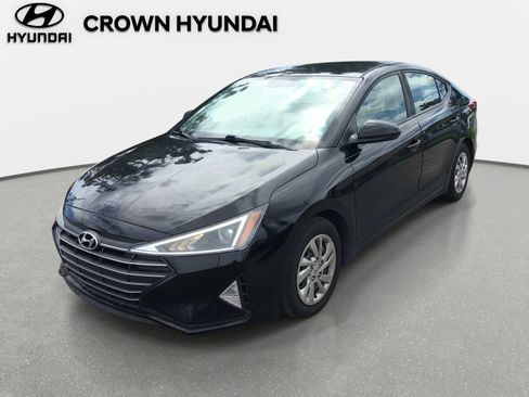 Used 2019 Hyundai Elantra SE w/ Cargo Package FWD image 1