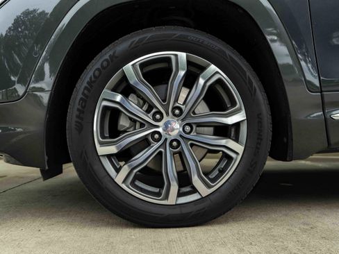 Used 2018 GMC Terrain Denali w/ Advanced Safety Package AWD/4WD image 14