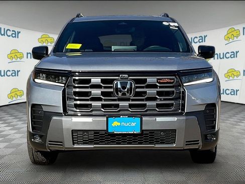 New 2026 Honda Pilot TrailSport image 3