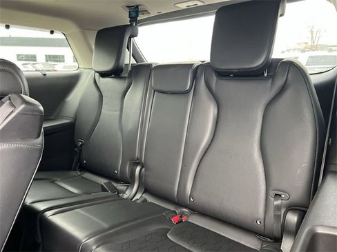 Certified 2025 Kia Carnival SX w/ SX Dark Edition Package image 24