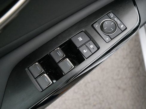 Certified 2023 Lexus ES 300h Ultra Luxury w/ Accessory Package (Z2) FWD image 15