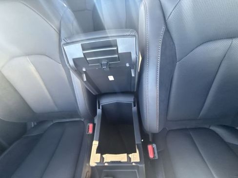 Used 2026 Subaru Forester Touring image 21