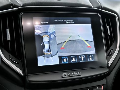 Used 2019 Maserati Ghibli S image 31