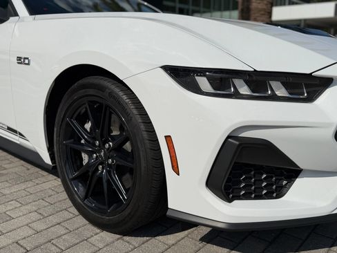 Used 2025 Ford Mustang GT Premium RWD image 29