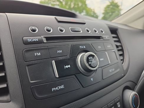 Used 2014 Honda CR-V LX image 21