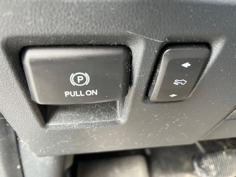 Certified 2022 Ford F150 Lariat AWD/4WD image 12