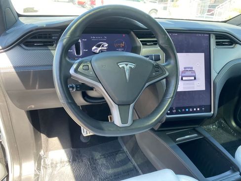 Used 2020 Tesla Model X Performance AWD/4WD image 10