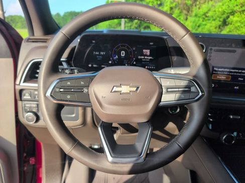 Used 2025 Chevrolet Tahoe LS AWD/4WD image 27