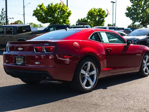 Used 2010 Chevrolet Camaro SS w/ RS Package RWD image 7
