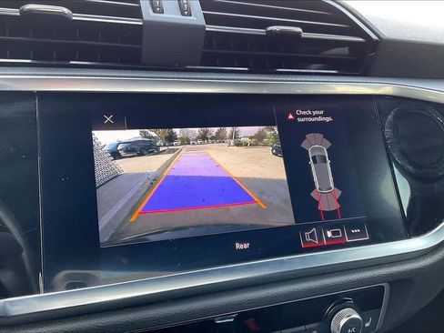 Used 2020 Audi Q3 2.0T Premium w/ Convenience Package image 24