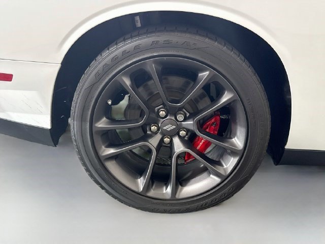 Used 2022 Dodge Challenger R/T Scat Pack RWD image 30