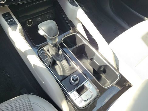 Certified 2024 Kia Telluride S w/ S Sunroof Package FWD image 19