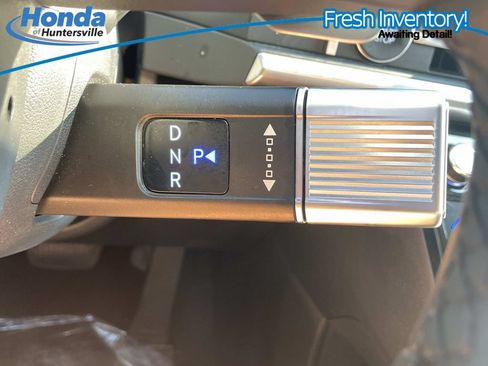 Used 2025 Hyundai Santa Fe SEL FWD image 44